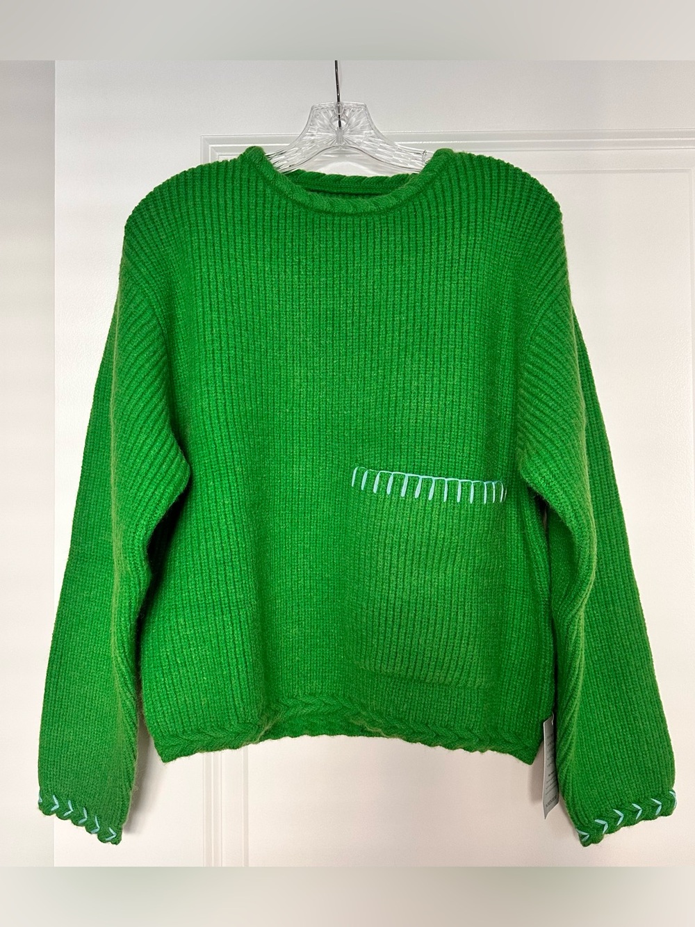 LGreen Knit Sweater with Contrast Stitching – XS NWT